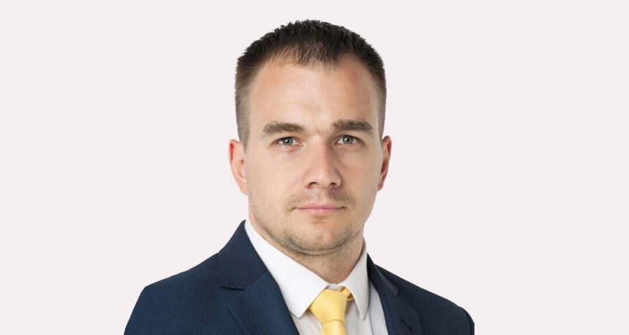 Портрет генерального директора AXELOT CONSULT Павла Логинова